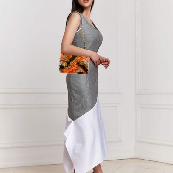 Tory Burch Sadie Rug Shoulder Bag - Picture 11 of 11